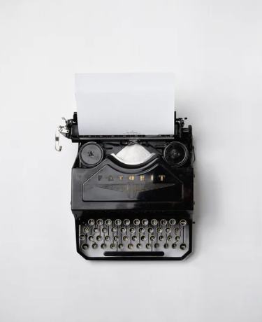 Vintage Typewriter - Black